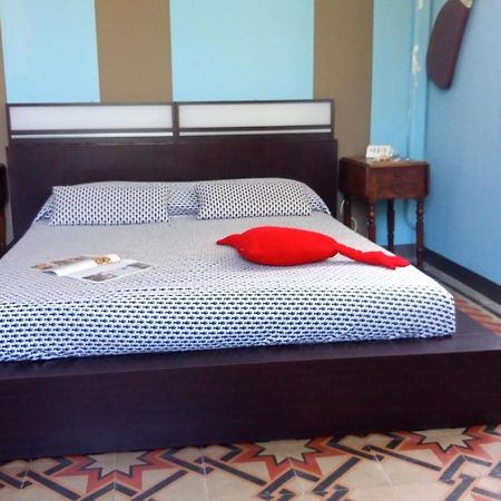 A Piedi Nudi - Colazione Inclusa Hotell Levanto Eksteriør bilde